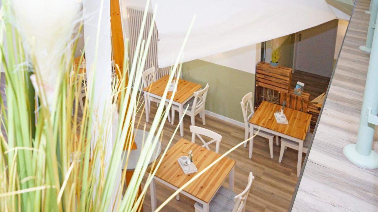 F-1010 Strandhaus Mönchgut Bed&Breakfast DZ 37 strandnah, inkl Frühstück Lobbe Exterior foto